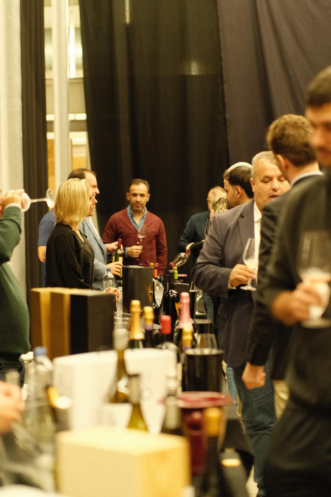 Professional tasting organised by Cave Tirsense